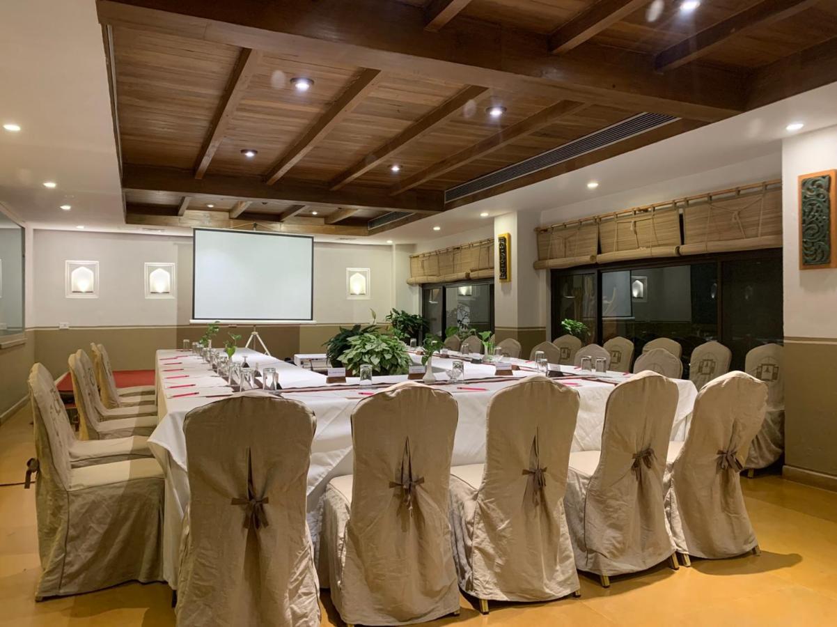 Seto Ghar Hotel カトマンズ エクステリア 写真